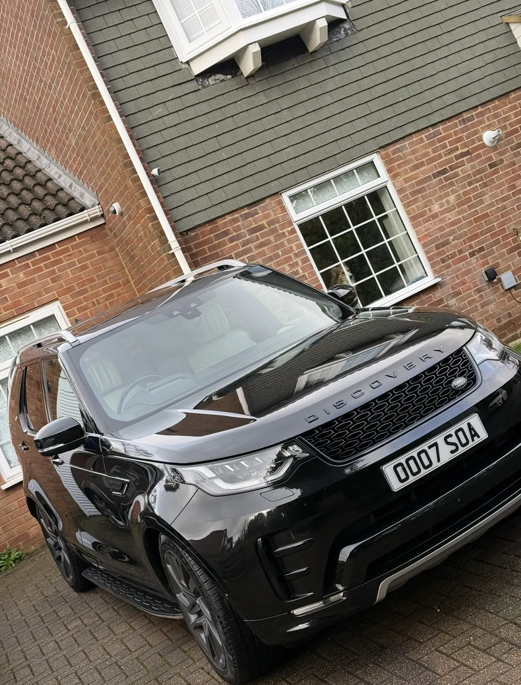 Black Land Rover Discovery valeted by JMC